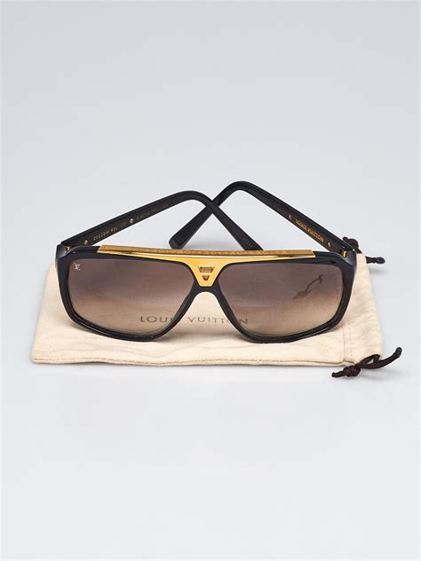 Louis Vuitton Black Acetate Frame Evidence .